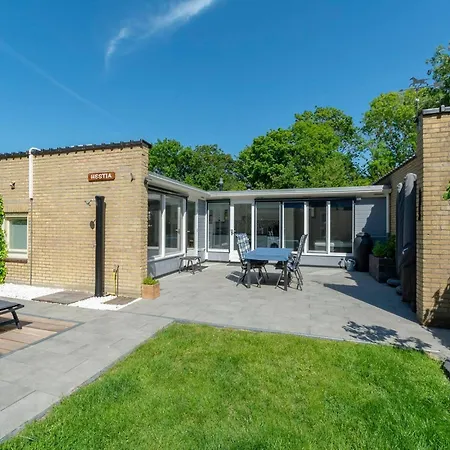 Stunning With Patio * Sint Maartensvlotbrug