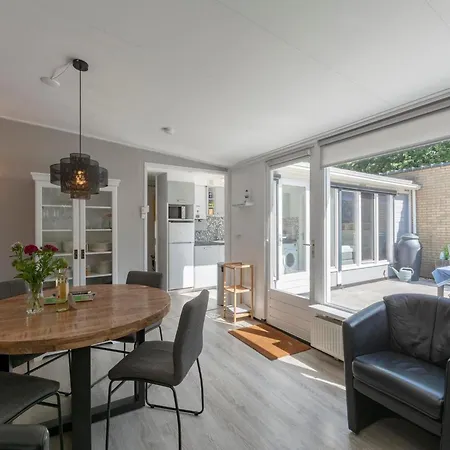 Дом отдыха Stunning With Patio *